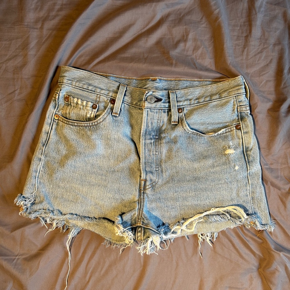 Levi’s shorts